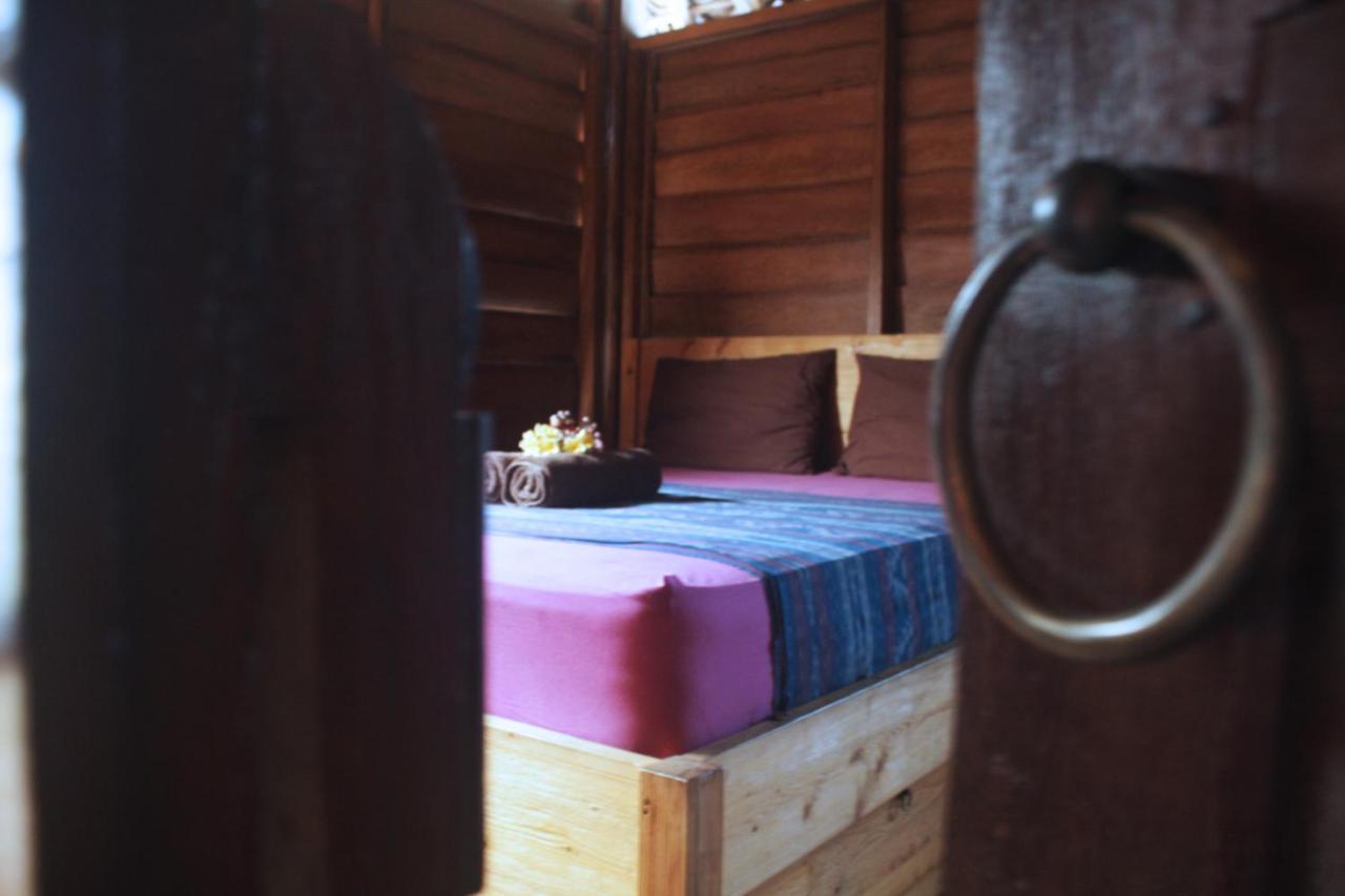 Good Karma Yogyakarta Hostel Exterior photo