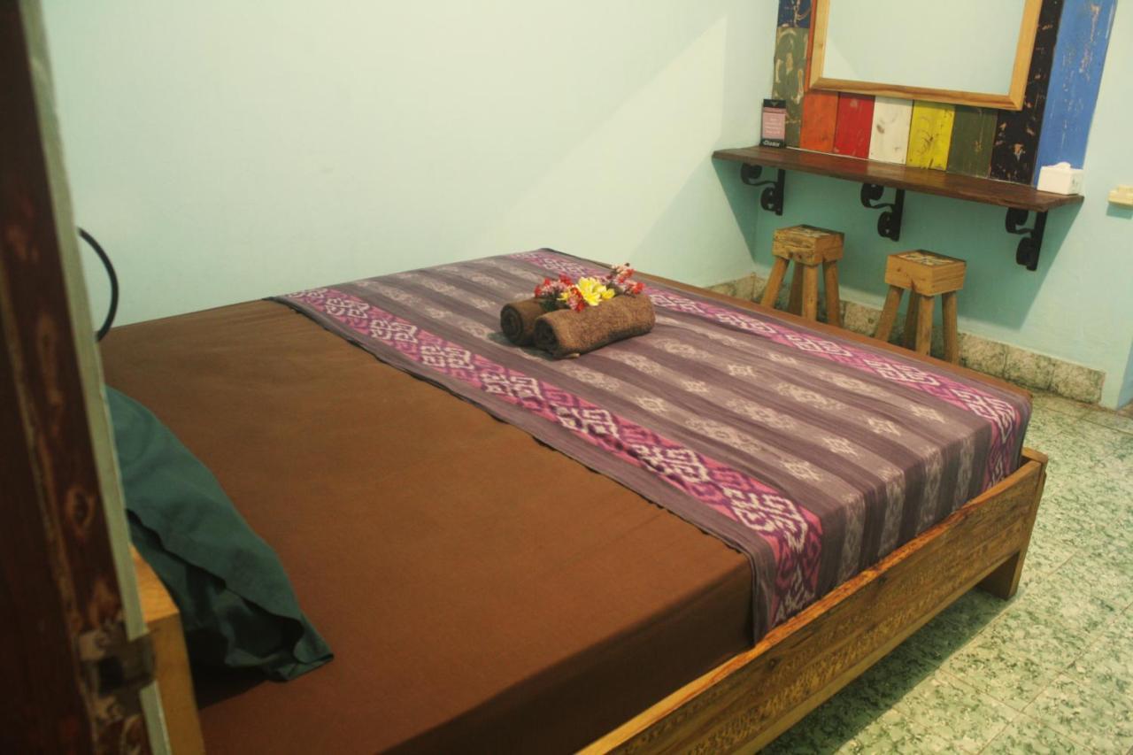 Good Karma Yogyakarta Hostel Exterior photo