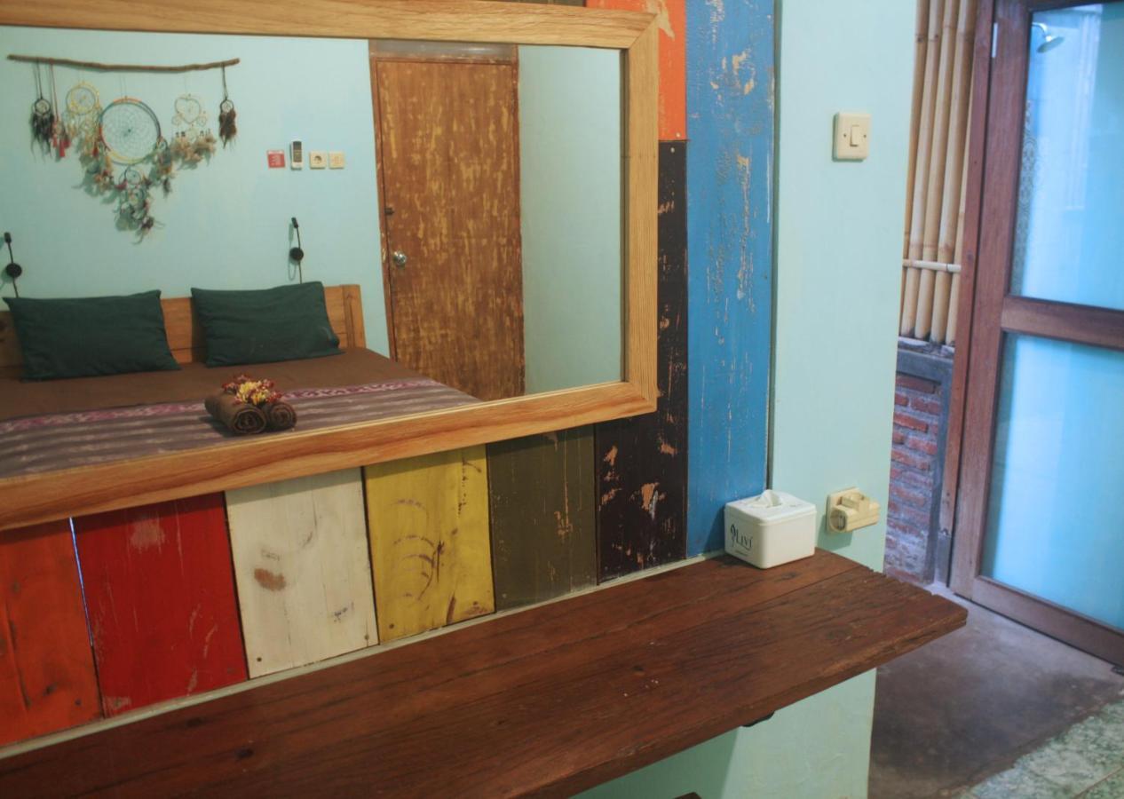 Good Karma Yogyakarta Hostel Exterior photo