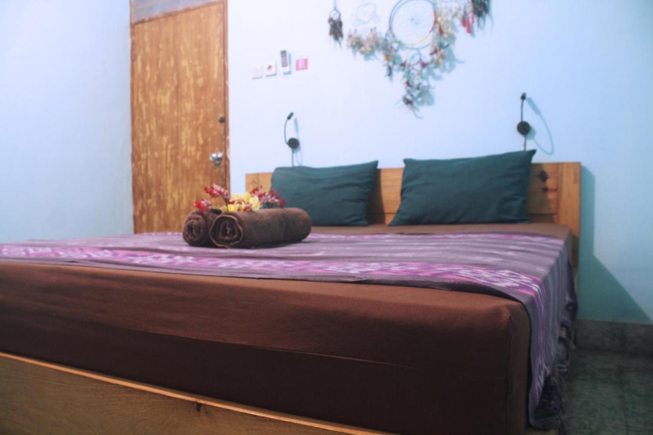 Good Karma Yogyakarta Hostel Exterior photo