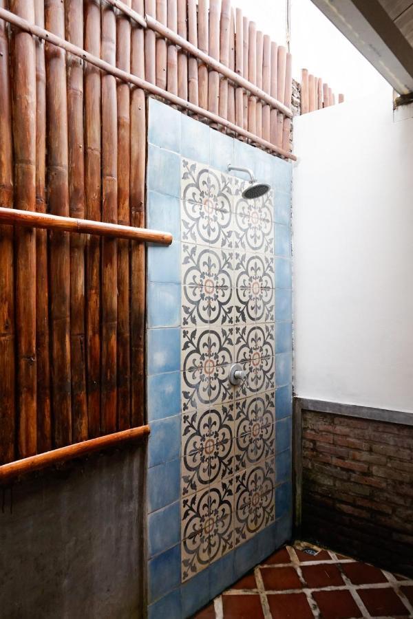 Good Karma Yogyakarta Hostel Exterior photo