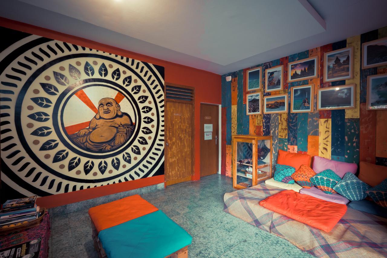 Good Karma Yogyakarta Hostel Exterior photo