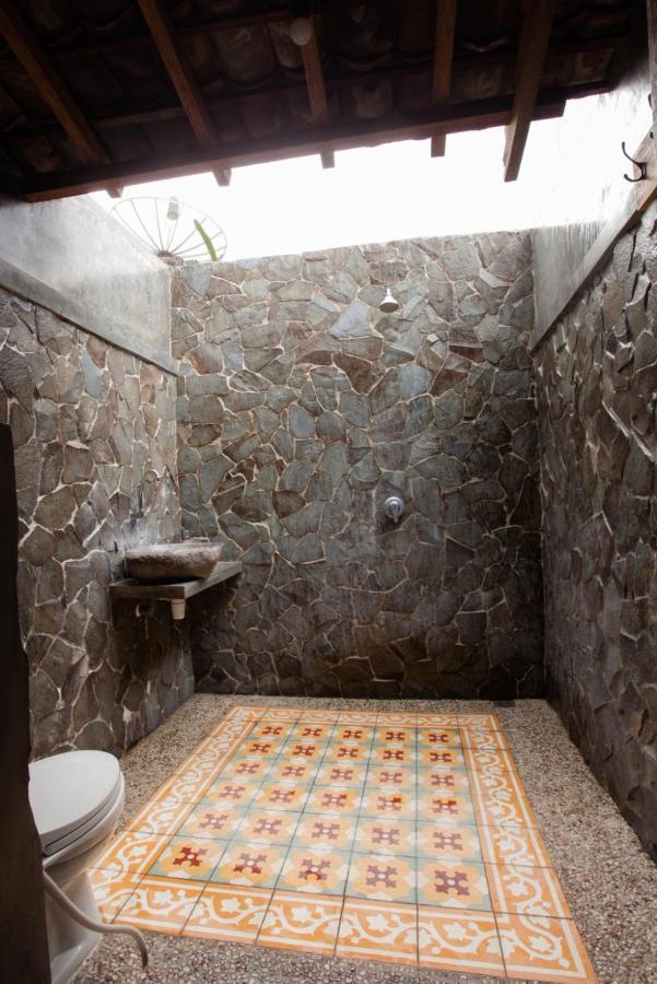Good Karma Yogyakarta Hostel Exterior photo